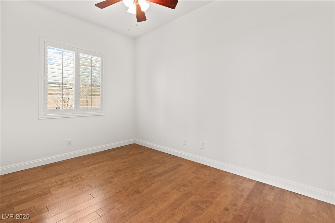 2052 Sinfonia Avenue Property Photo 9