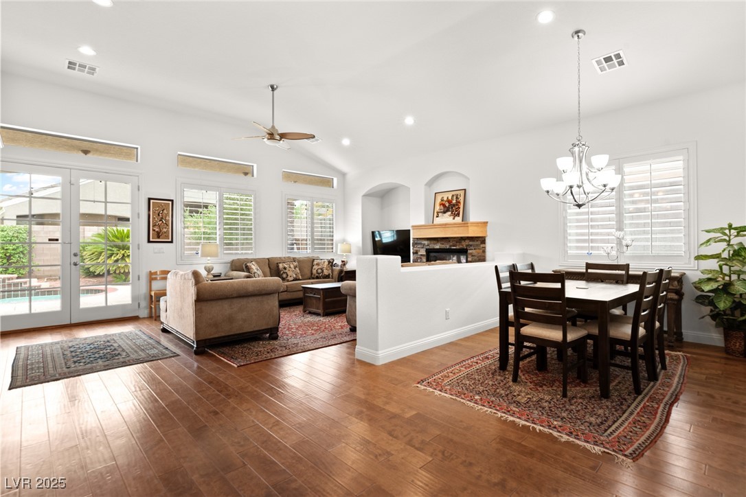 2052 Sinfonia Avenue Property Photo 17