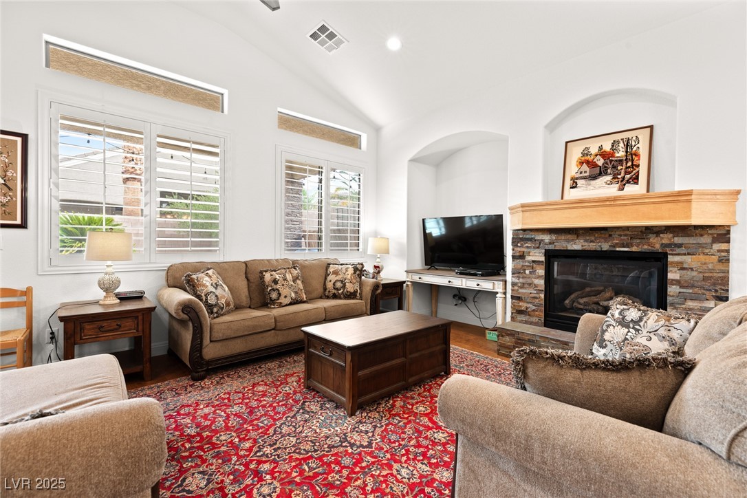 2052 Sinfonia Avenue Property Photo 20