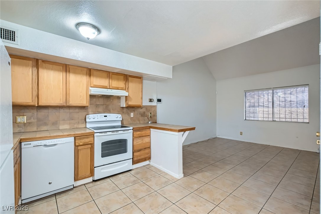 5125 Gray Lane B Property Photo 4