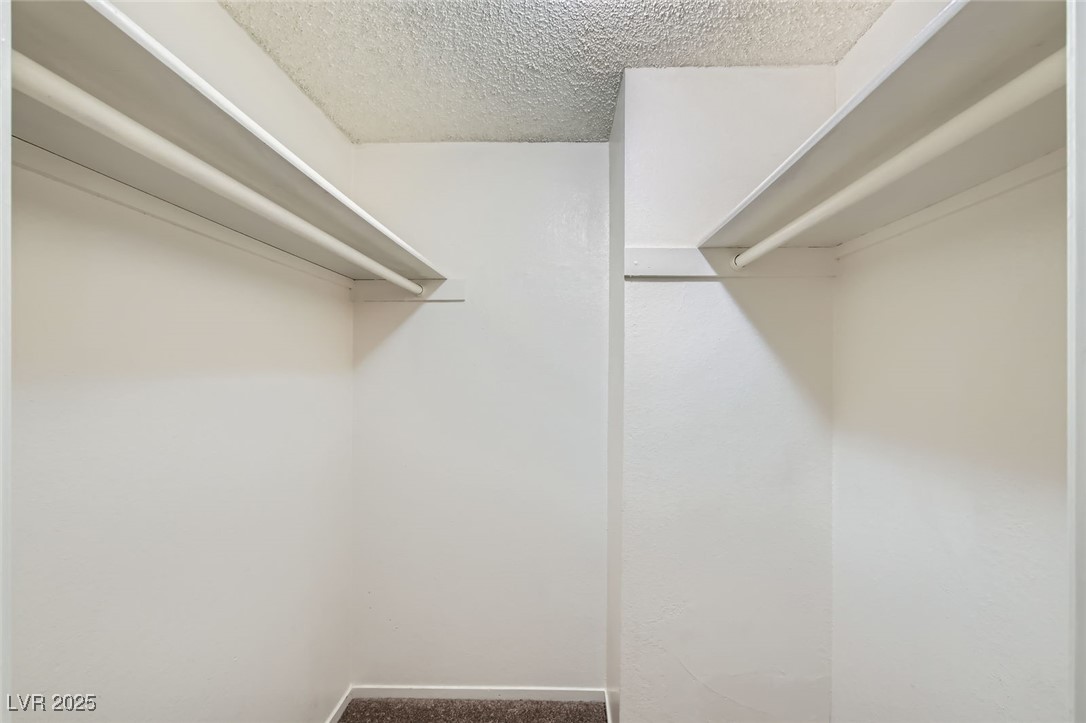 5125 Gray Lane B Property Photo 10