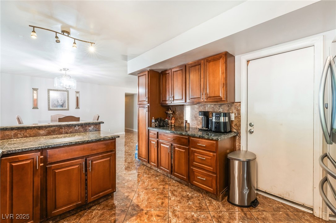 170 Palisade Avenue Property Photo 15