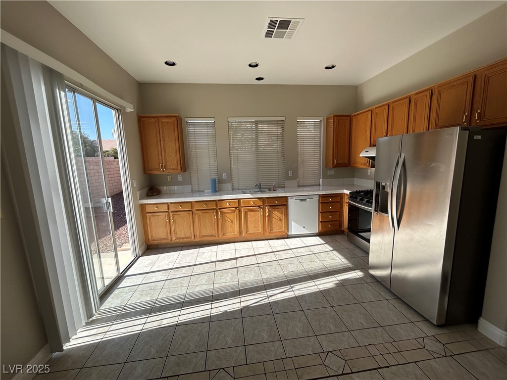 8026 Bonaventure Drive 0 Property Photo 7