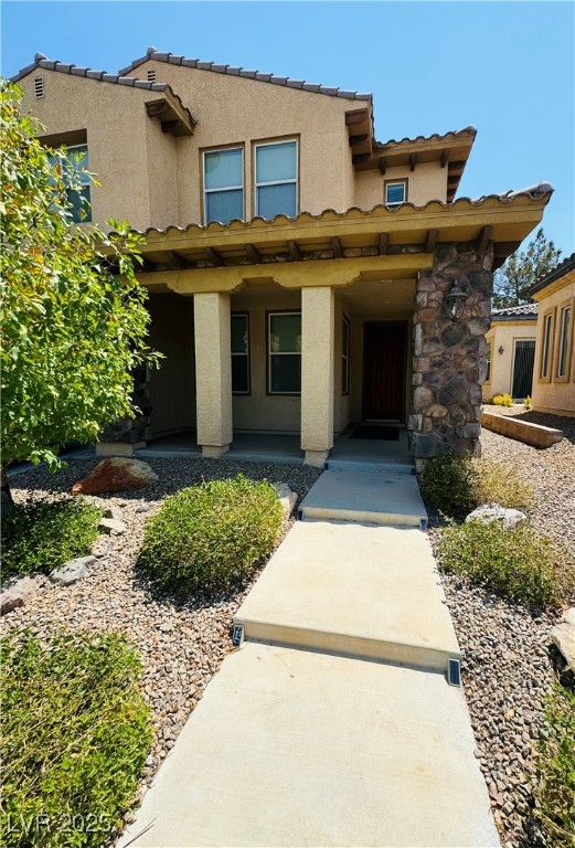 1050 Via Di Olivia Street Property Photo 2