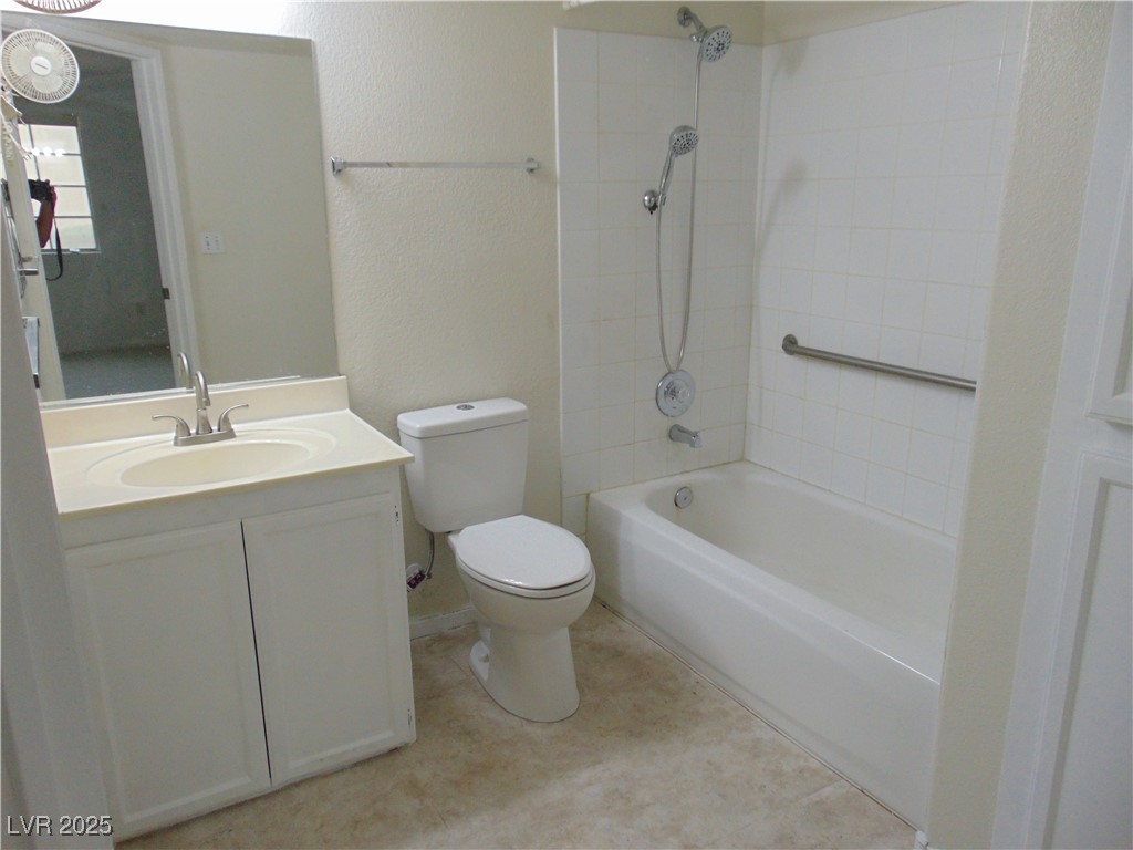8410 Eldora Avenue 1050 Property Photo 16