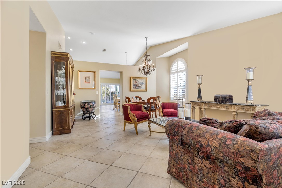 9800 Panorama Cliff Drive Property Photo 3
