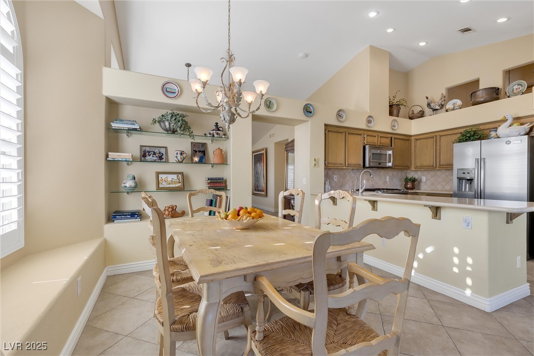 9800 Panorama Cliff Drive Property Photo 12