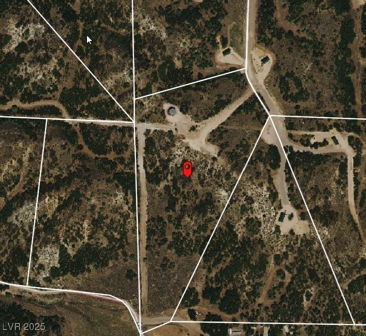 2526 North Oak Ridge Road Property Photo 2