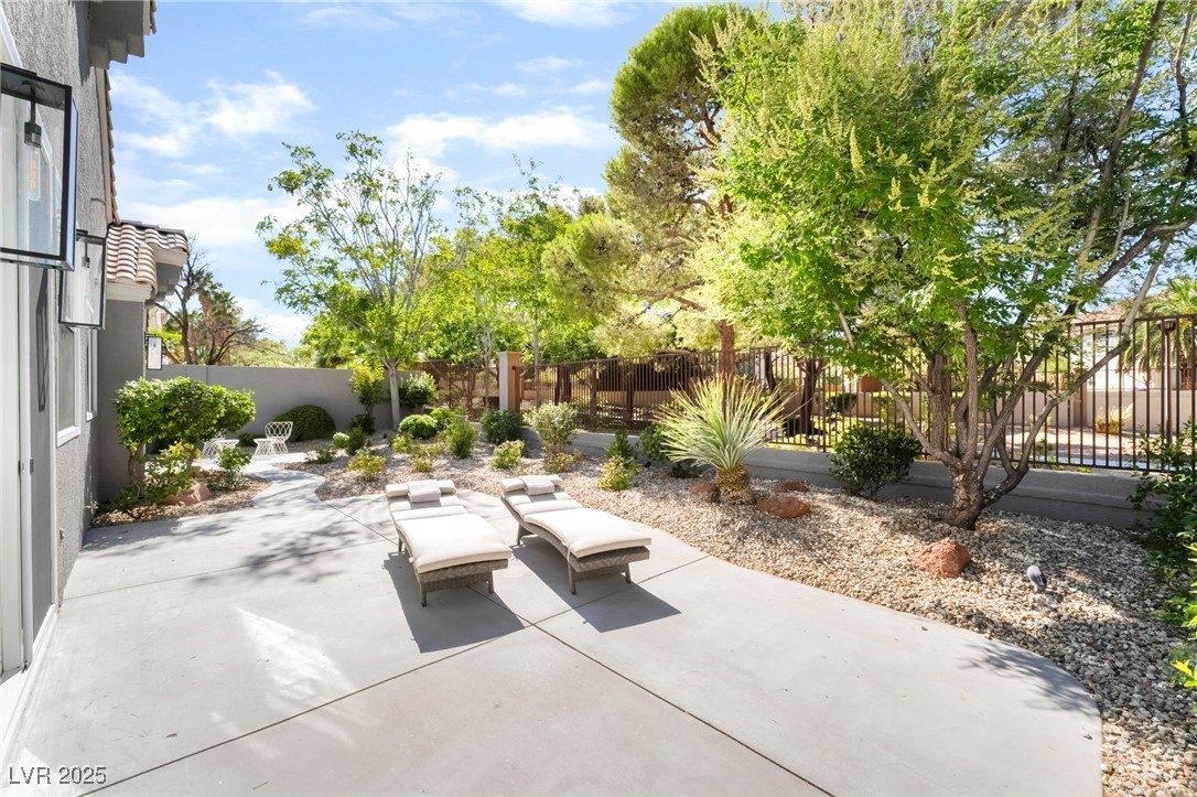 9332 Sienna Vista Drive Property Photo 47