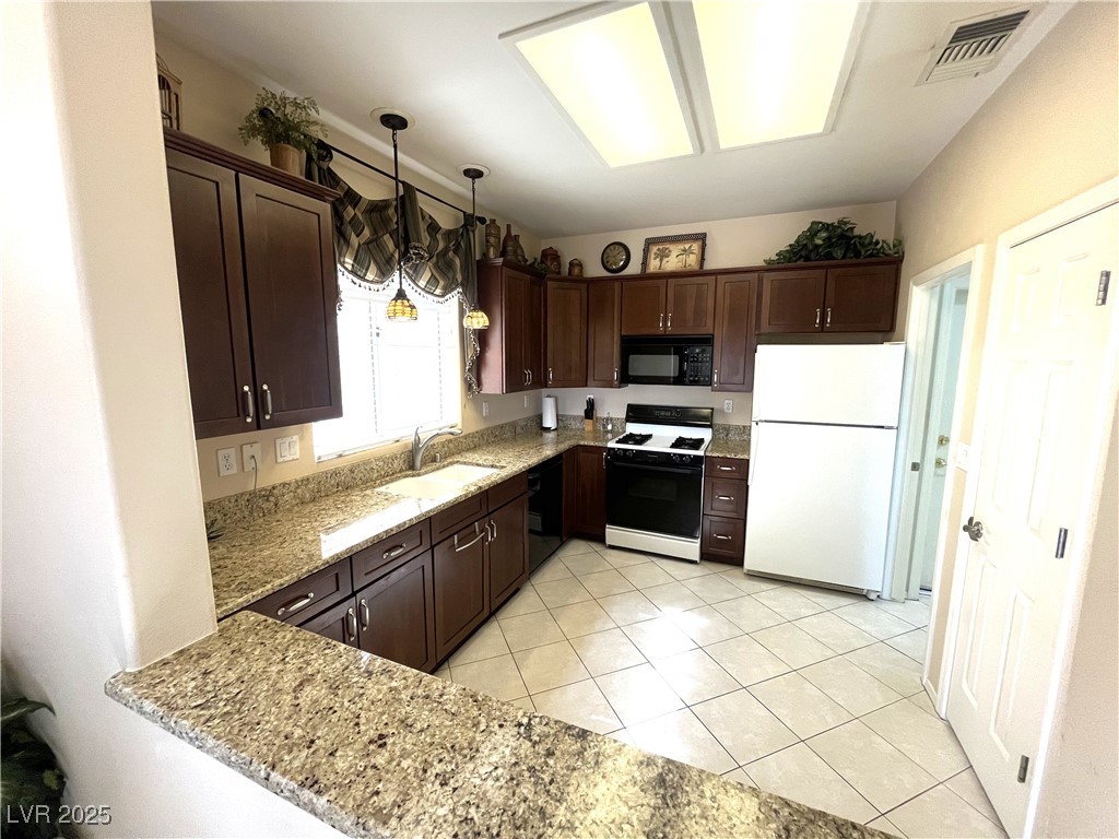 10525 Mission Lakes Avenue Property Photo 37