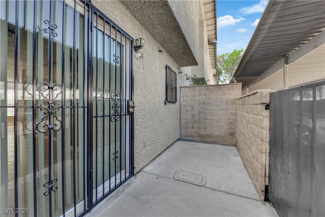 867 Flagstone Way Property Photo 27