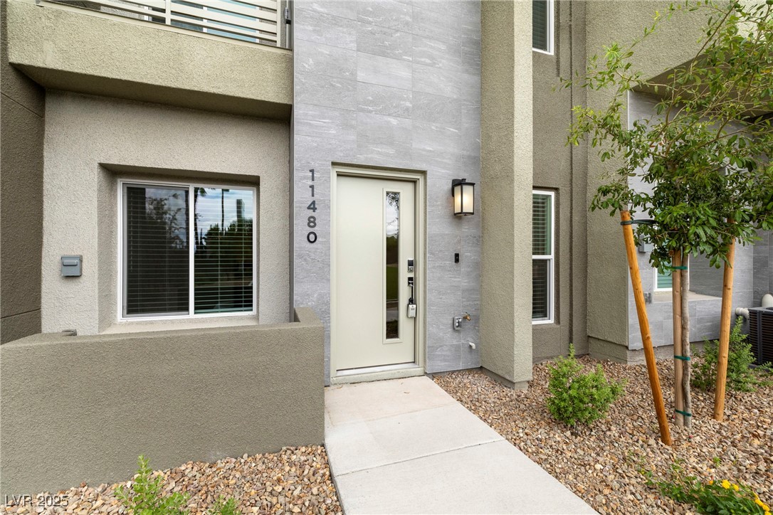 11480 Roaring Peak Drive Property Photo 1