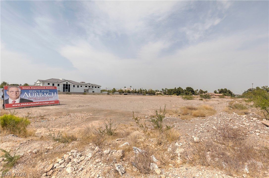 2698949 Property Photo 3
