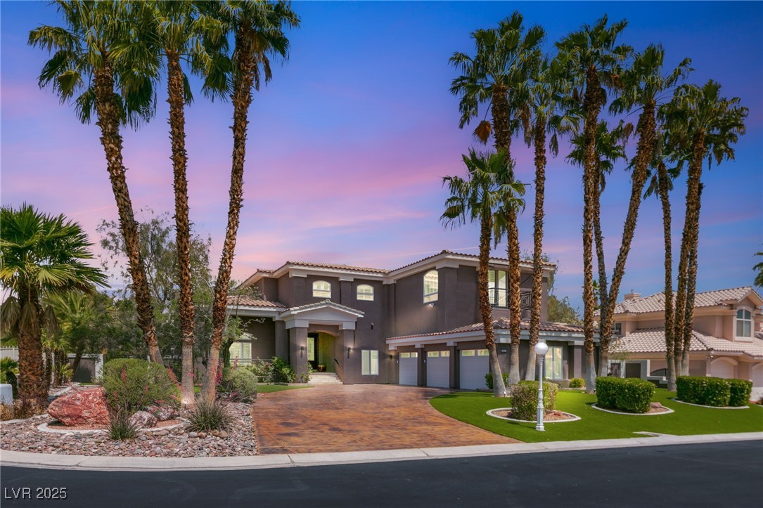 7520 Captains Harbor Drive Property Photo 1