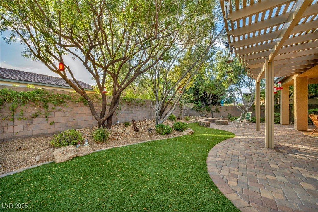 8705 Lavender Ridge Street Property Photo 60