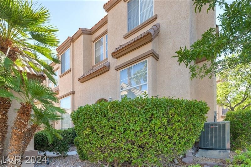 1516 Faldo Street Property Photo 1