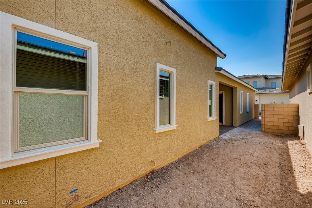 408 Cadence View Way Property Photo 11