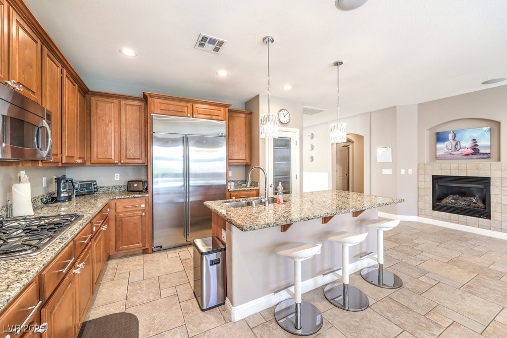 525 Copper View Street Property Photo 14