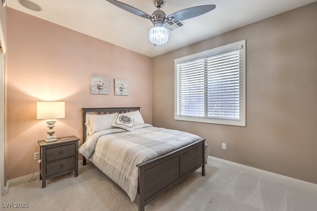 525 Copper View Street Property Photo 31