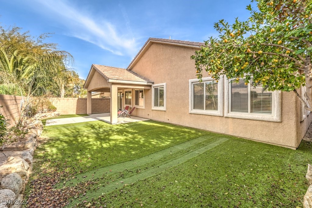 525 Copper View Street Property Photo 43