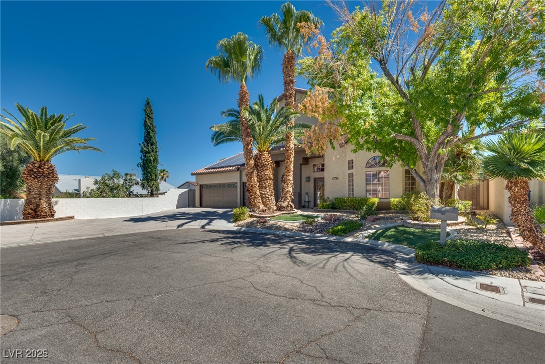 2681 Batelli Court Property Photo 3