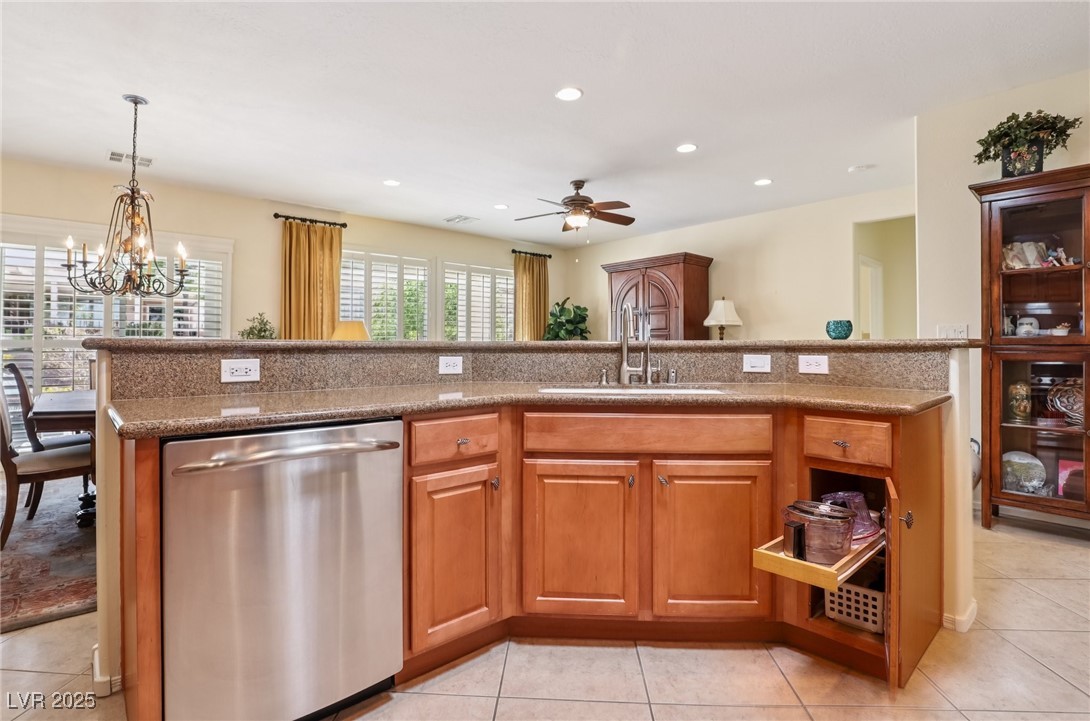 2590 Anani Road Property Photo 15