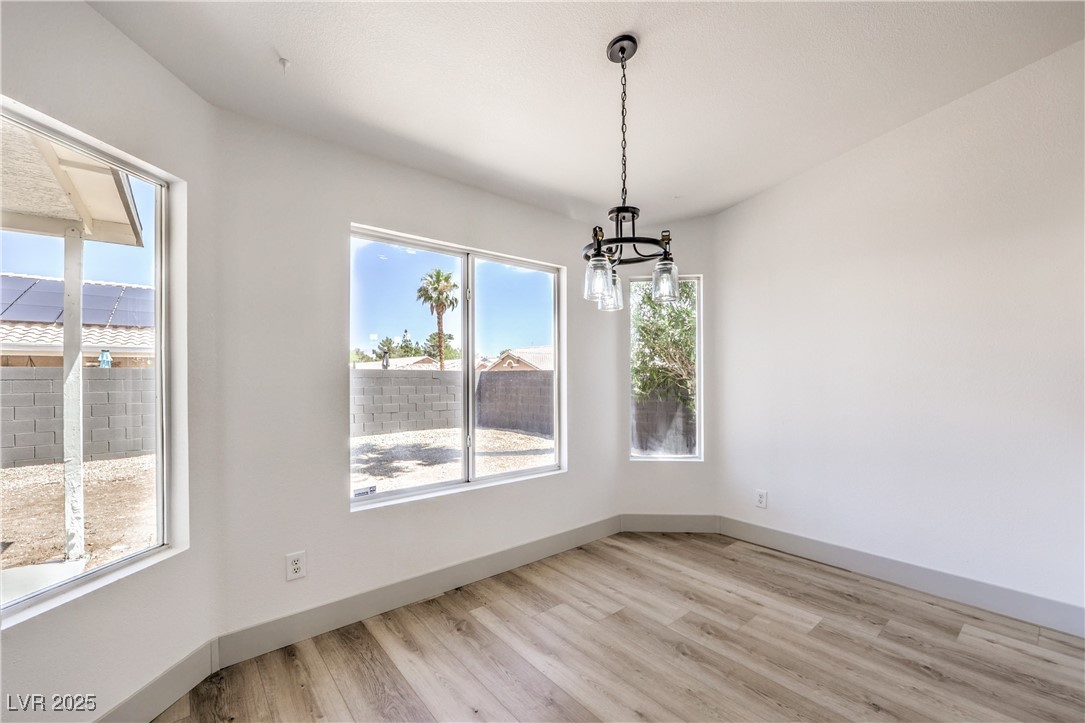 6256 Hill Haven Avenue Property Photo 12
