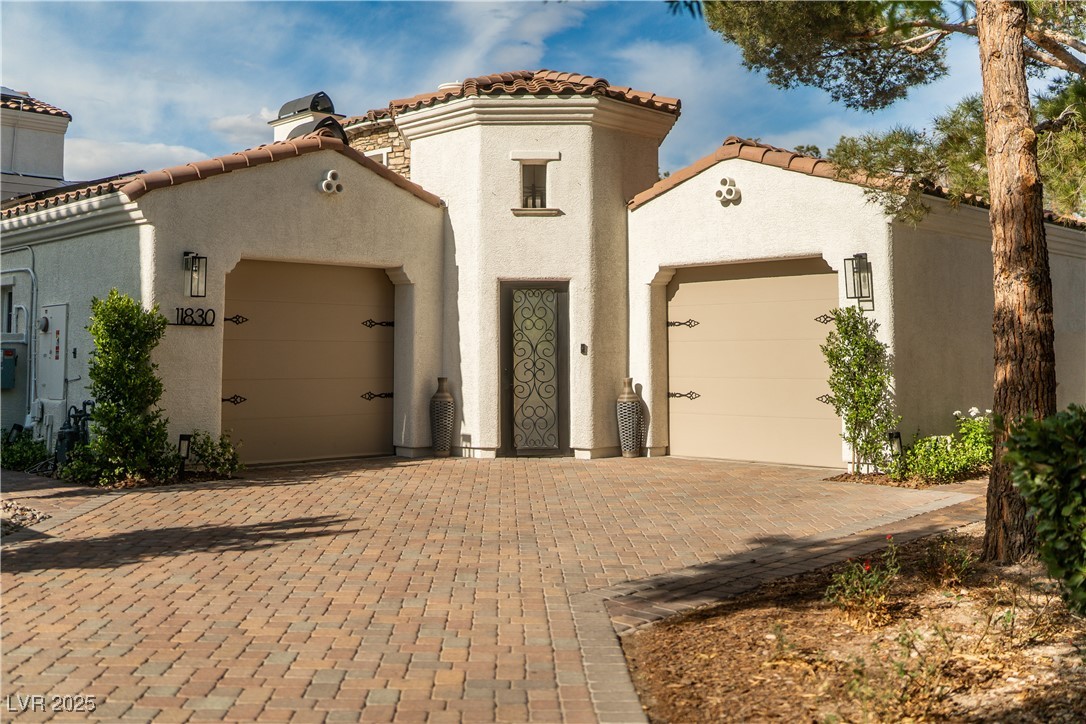 11830 KINGSBARNS Court Property Photo 1