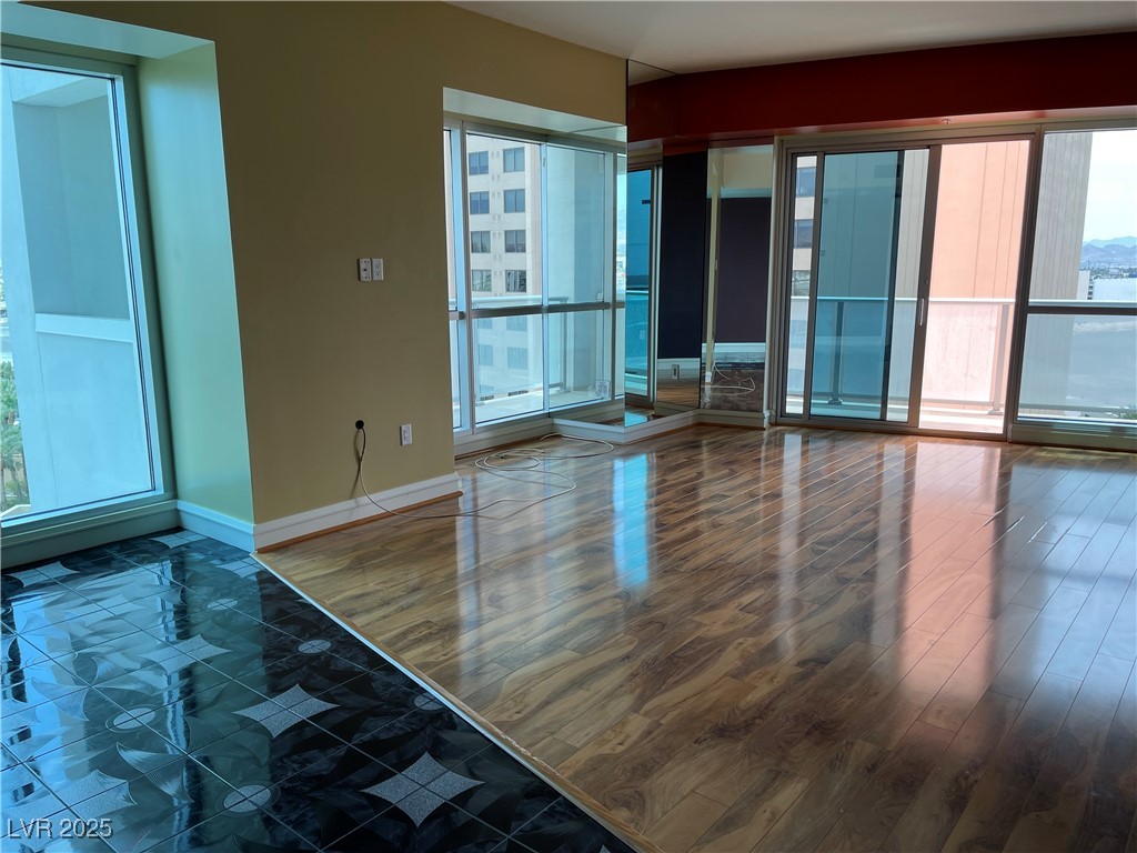 2700 Las Vegas Boulevard 703 Property Photo 1