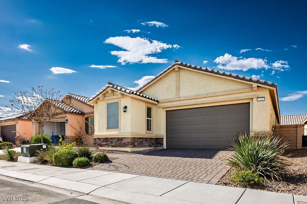 1110 Crystal Grotto Avenue