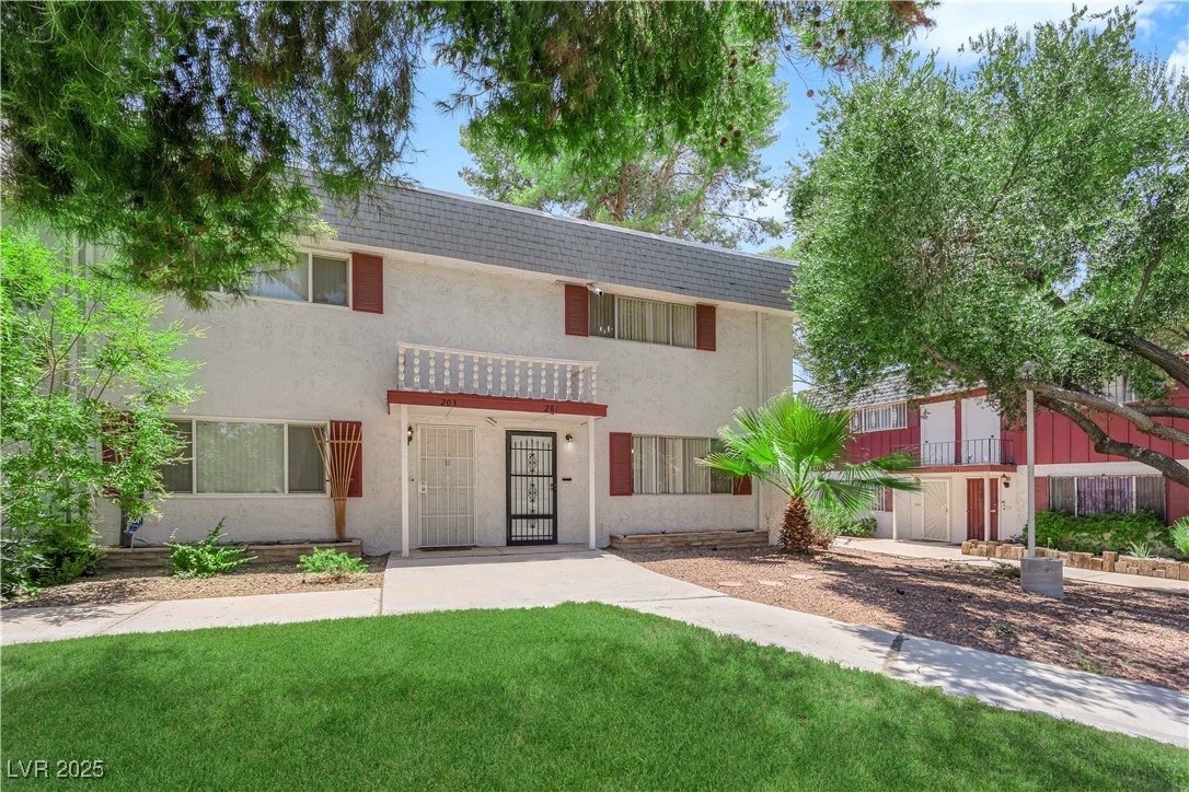 201 Pecos Way Property Photo 1