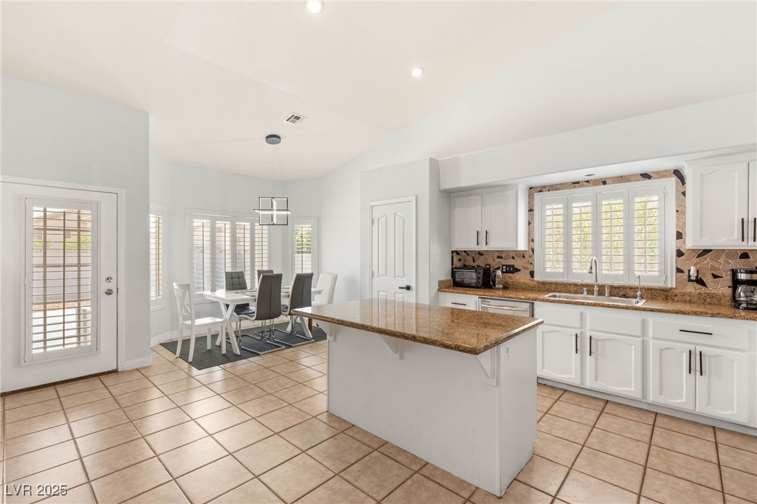 3870 Cotillion Court Property Photo 16