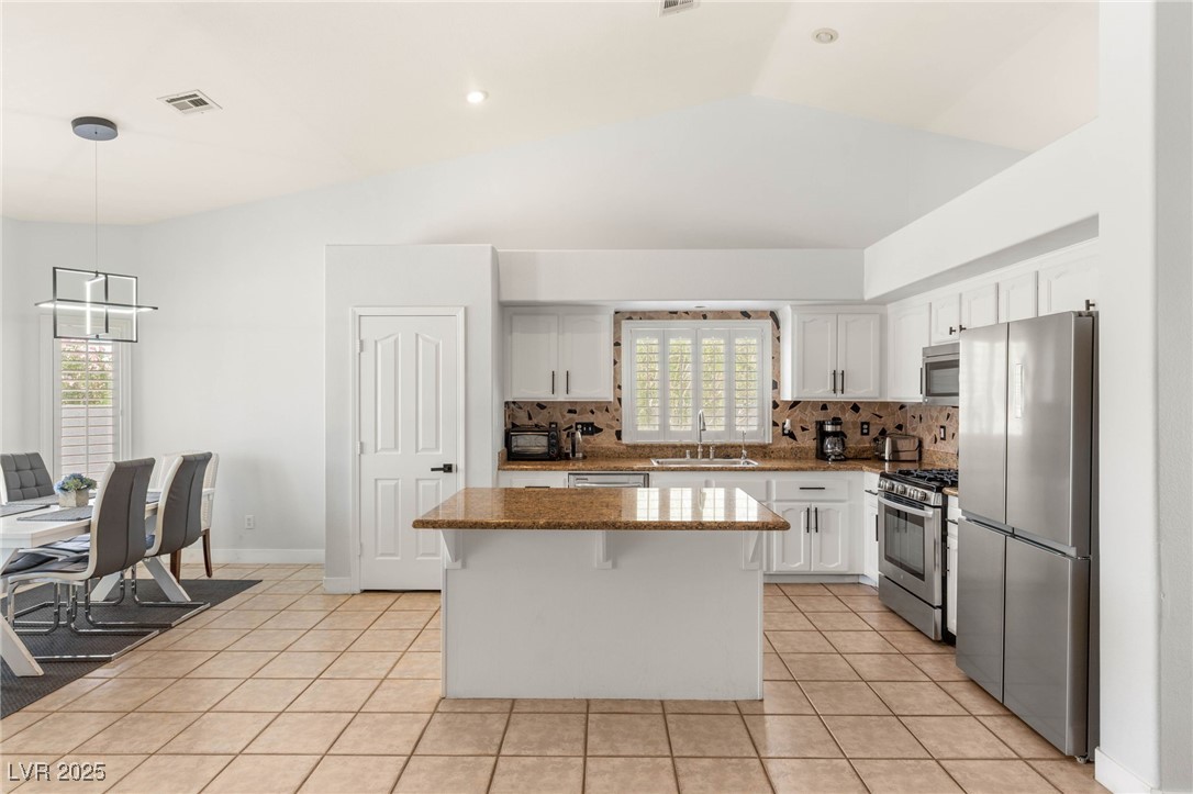 3870 Cotillion Court Property Photo 17