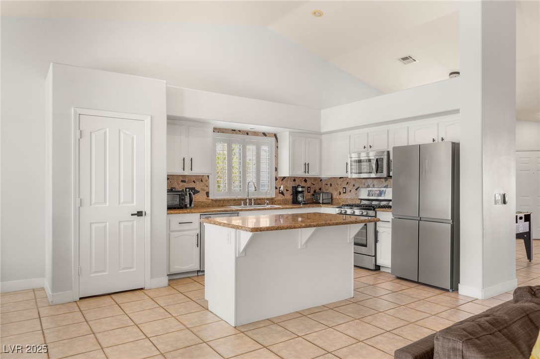 3870 Cotillion Court Property Photo 18