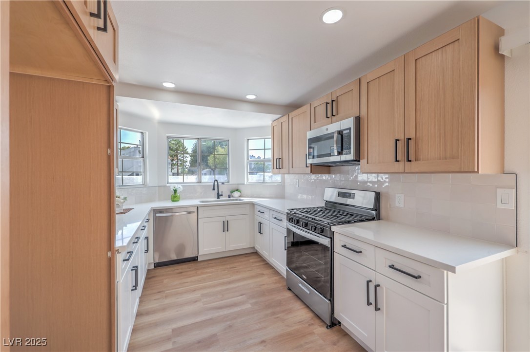 5632 Sea Breeze Avenue Property Photo 1