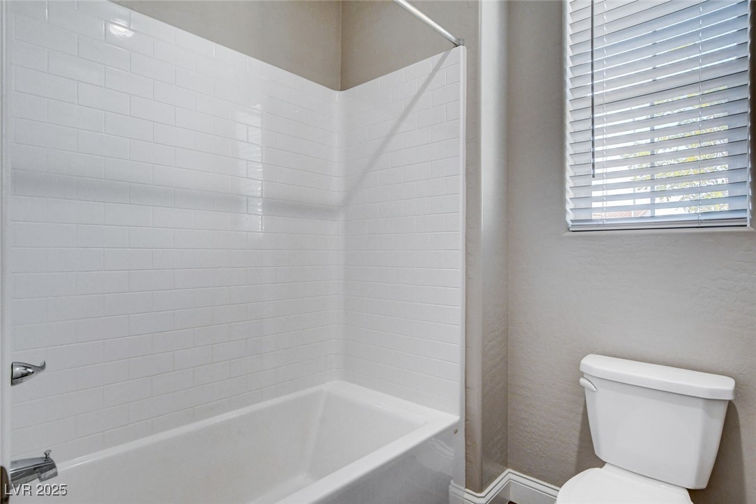 716 Cadence View Way Property Photo 39