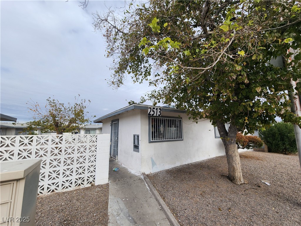 2513 Cedar Avenue 2 Property Photo 1