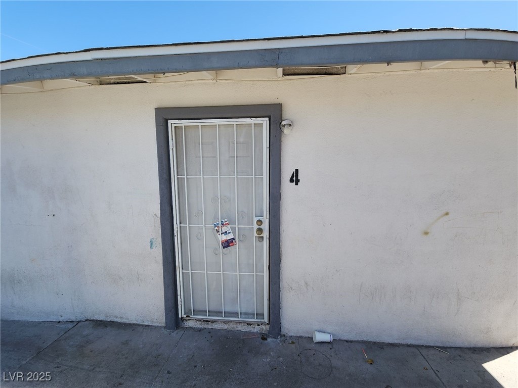 2513 Cedar Avenue 4 Property Photo 1