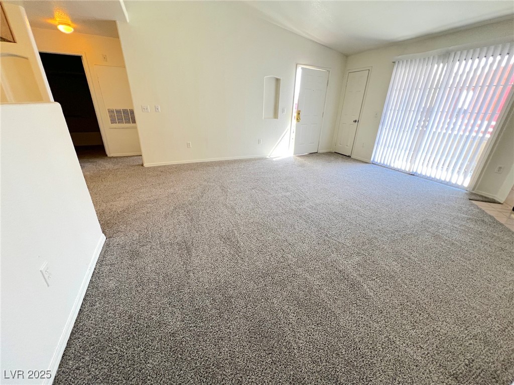 4730 East Craig Road 2128 Property Photo 1