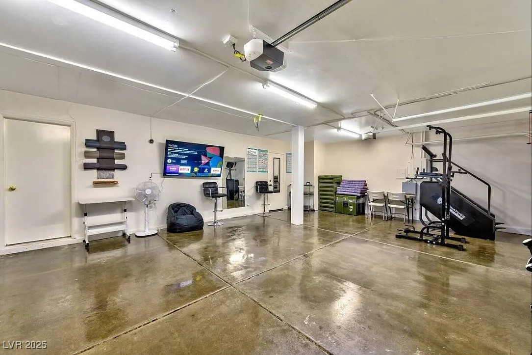 4823 Illustrious Street Property Photo 16