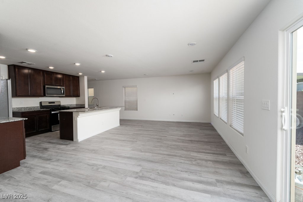 1819 Wild Grain Avenue Property Photo 12