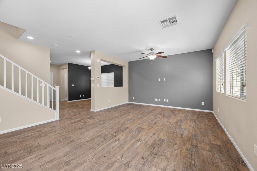9127 Island Wolf Avenue Property Photo 6