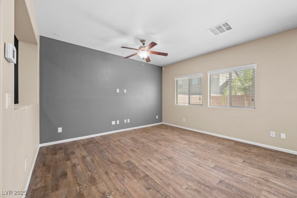 9127 Island Wolf Avenue Property Photo 7