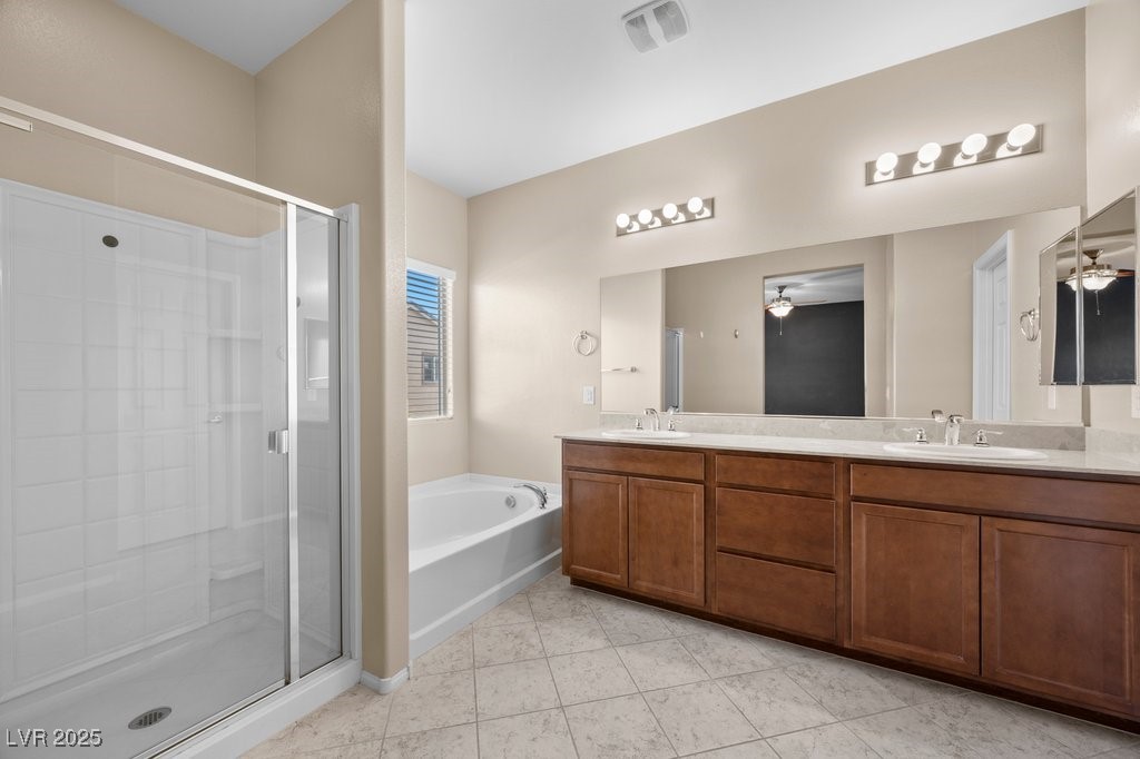 9127 Island Wolf Avenue Property Photo 33