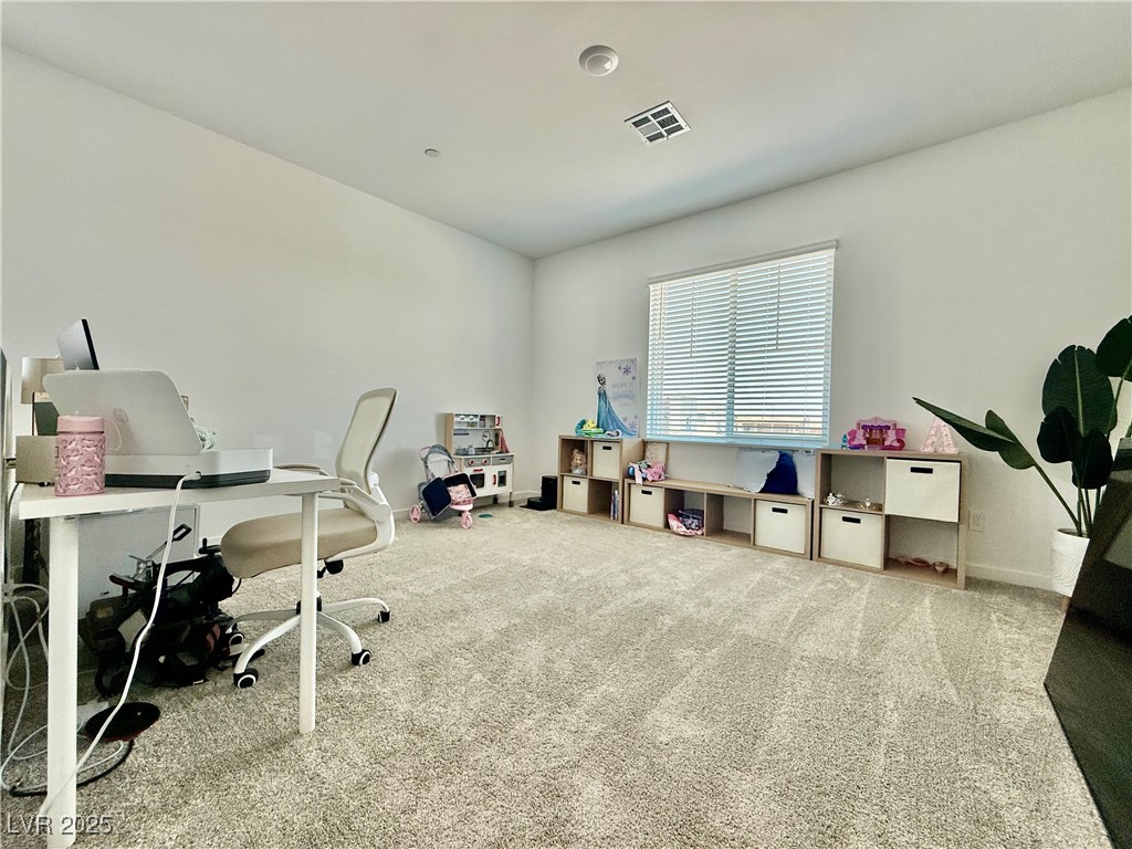 137 Rohan Crest Avenue Property Photo 13