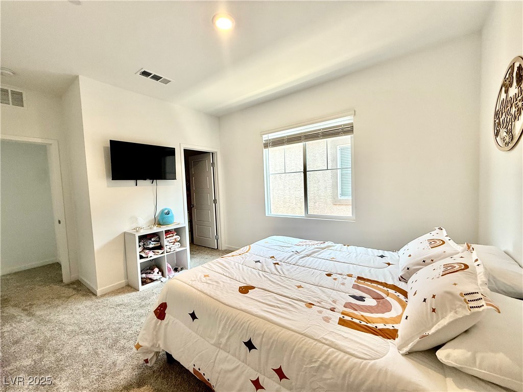 137 Rohan Crest Avenue Property Photo 17