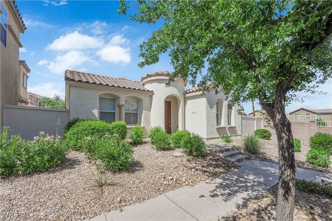 8521 Lawsonia Court