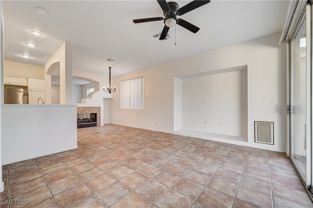 10612 Primrose Arbor Avenue Property Photo 13