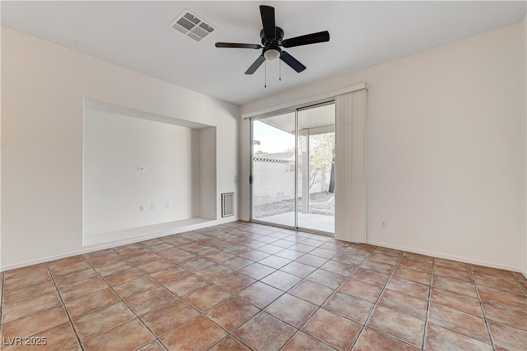 10612 Primrose Arbor Avenue Property Photo 14