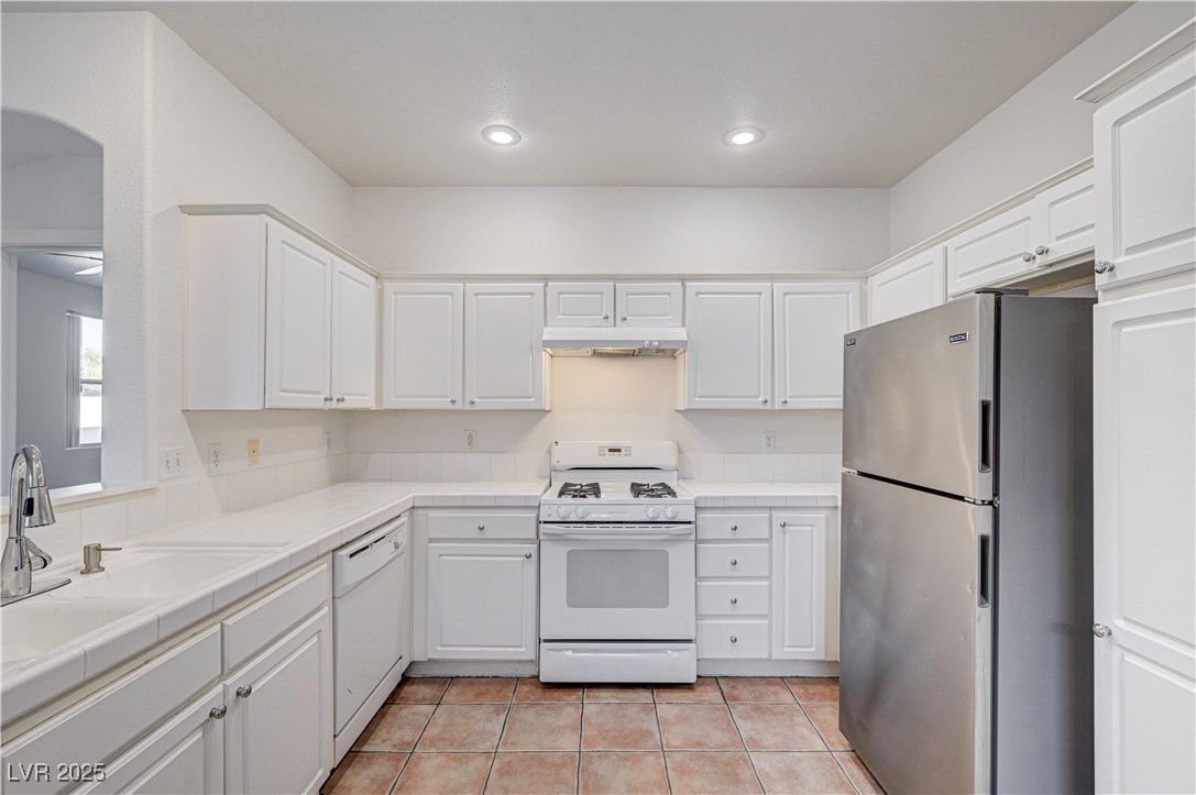 10612 Primrose Arbor Avenue Property Photo 17